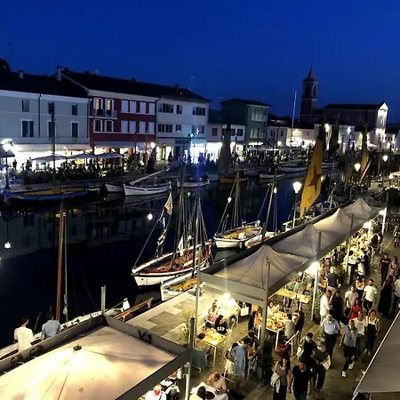 Porto Canale Luxury Daire *